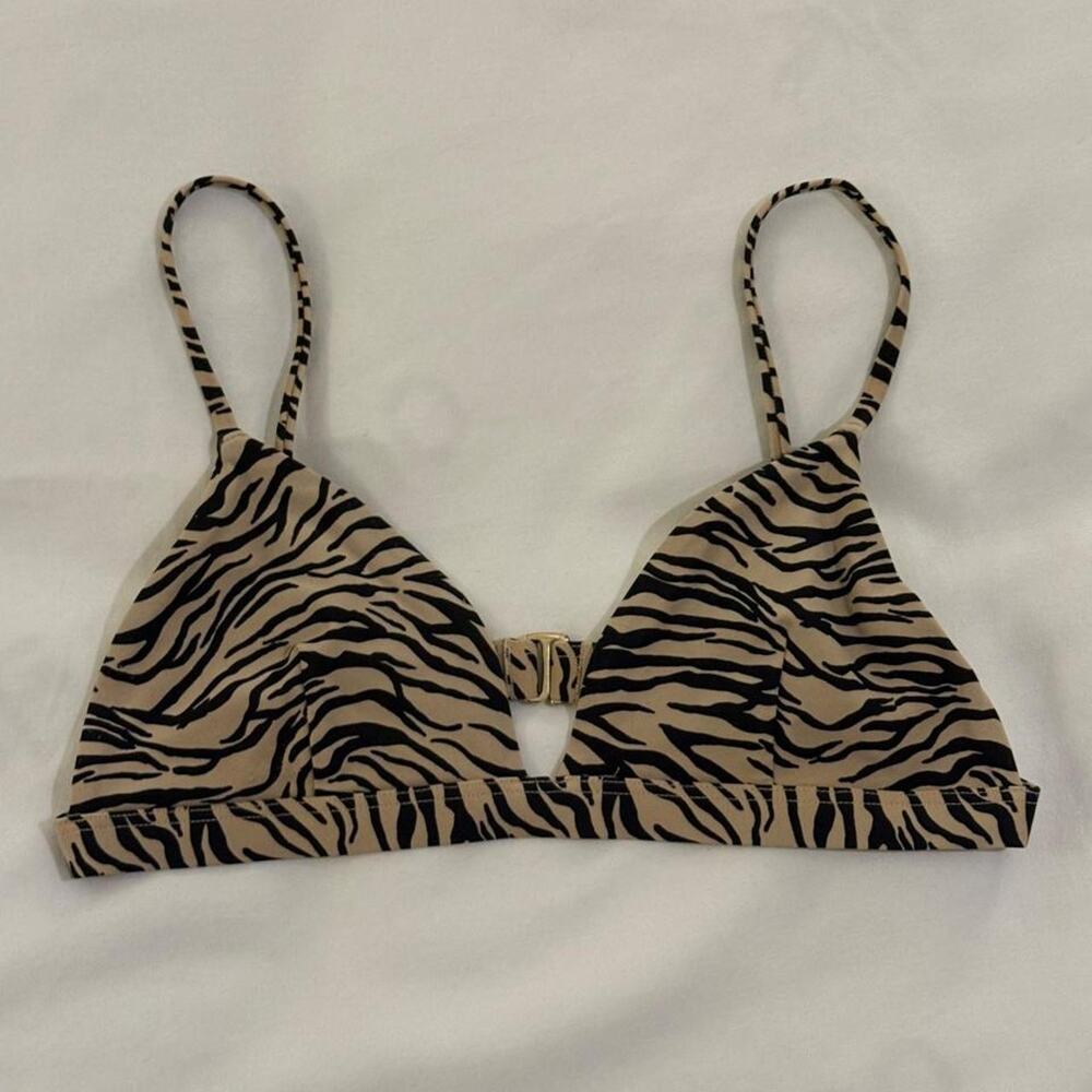 Hollister co black and beige